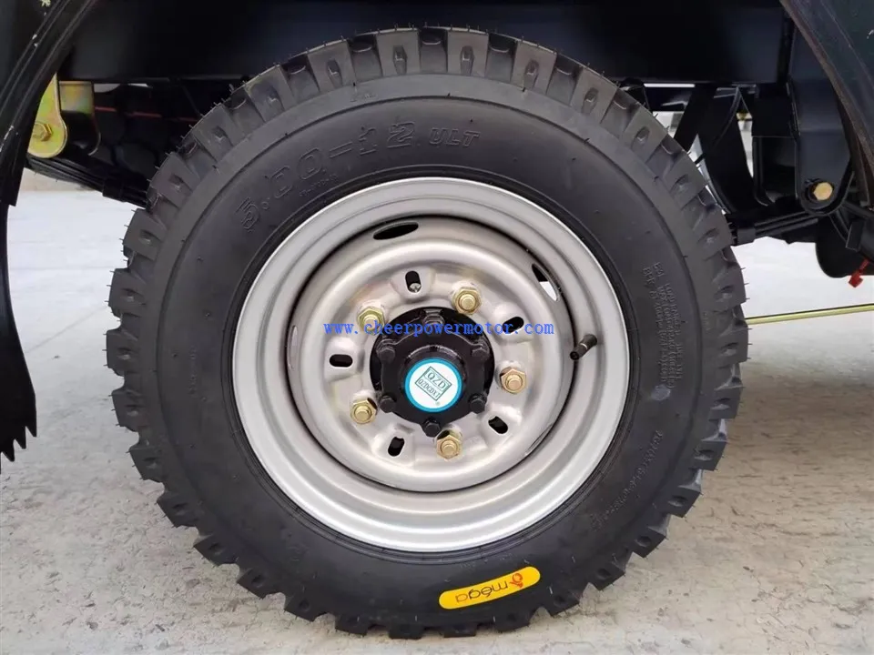 200cc Economical Sun Shield Cargo Tricycle (7)